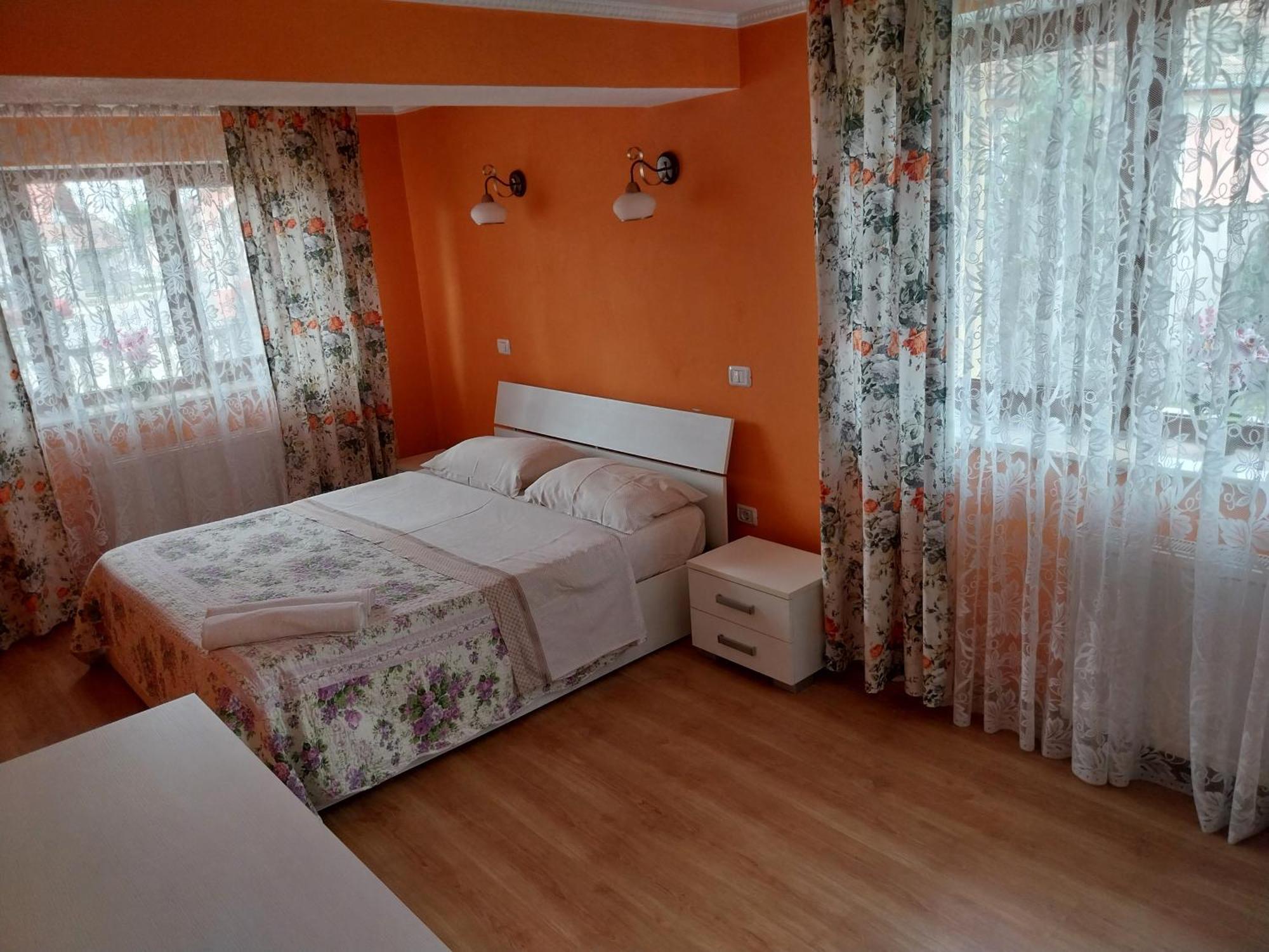 Serena House Cartisoara Quarto foto